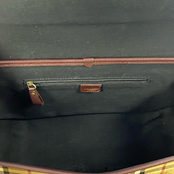 Burberry Haymarket Check Shoulder/Buckle Bag tan/brown - Picture 6 of 12